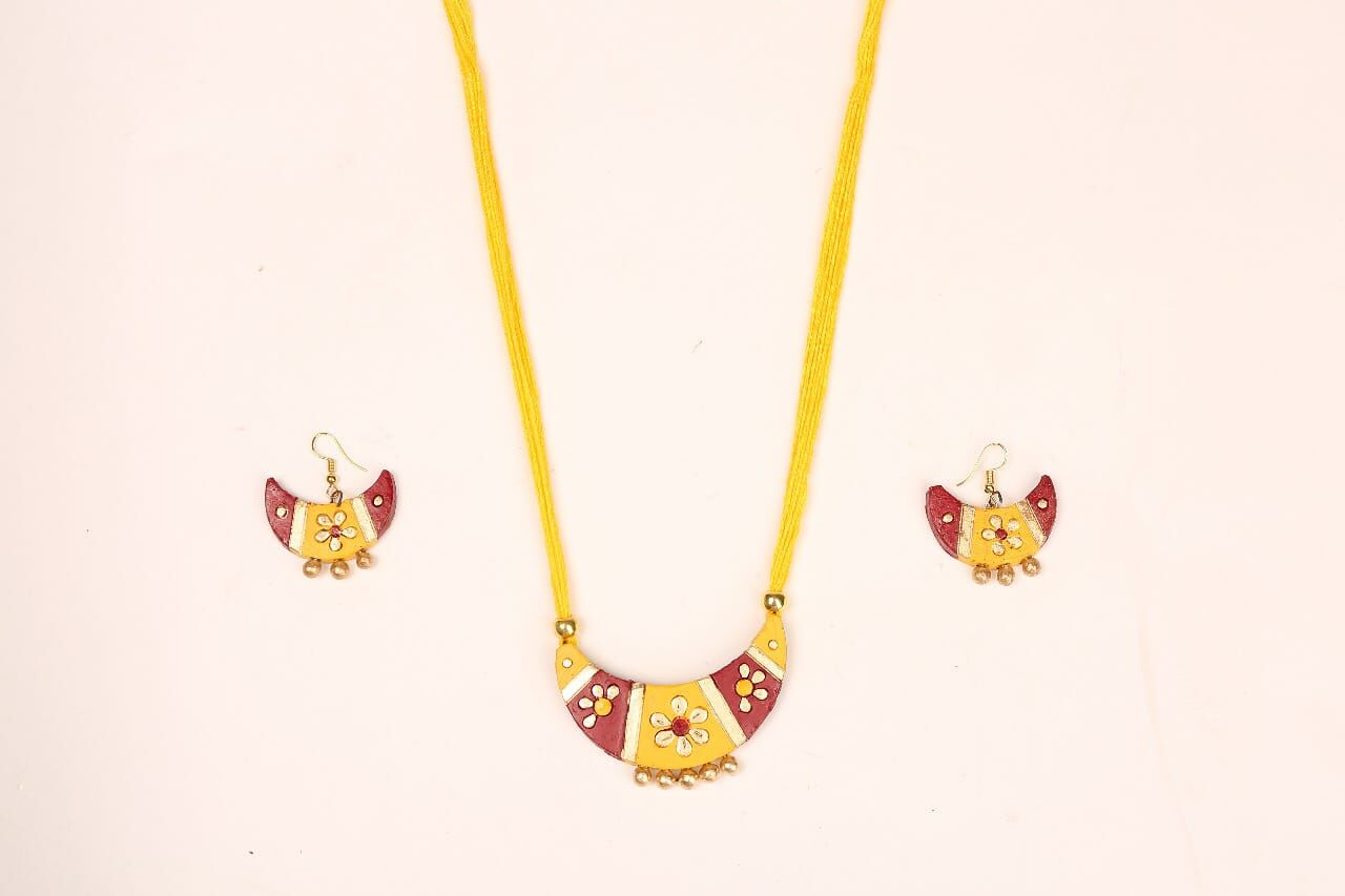 Beautiful Half Moon Terracotta Necklace Set - Image 2